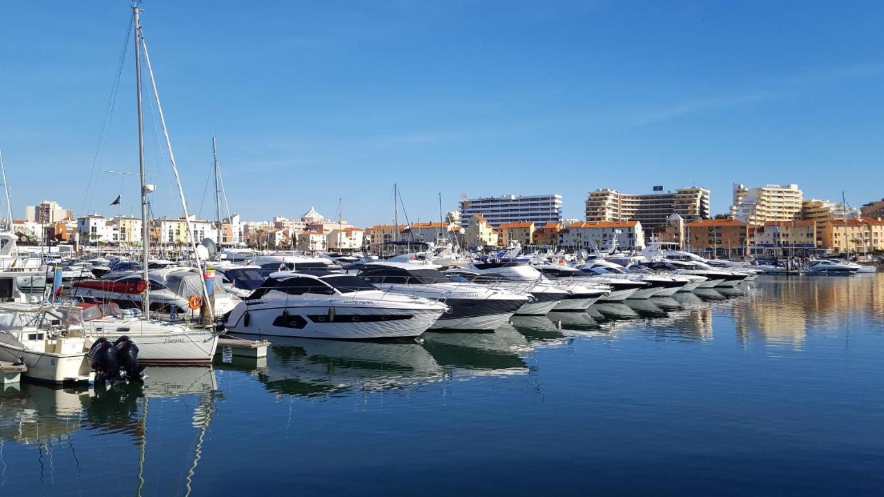 Marina Apartment Куартейра Екстериор снимка